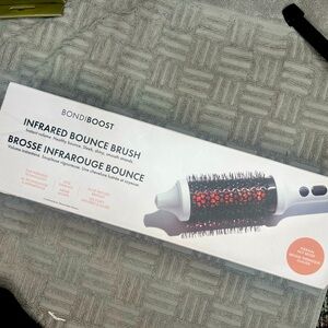 BondiBoost Infrared Bounce Brush
Heated Thermal Round Brush